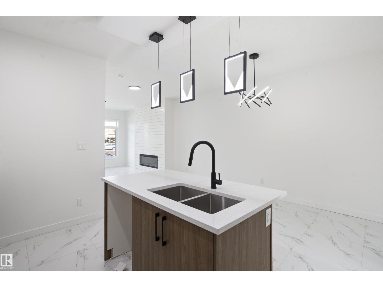 619 30 ST SW, Edmonton