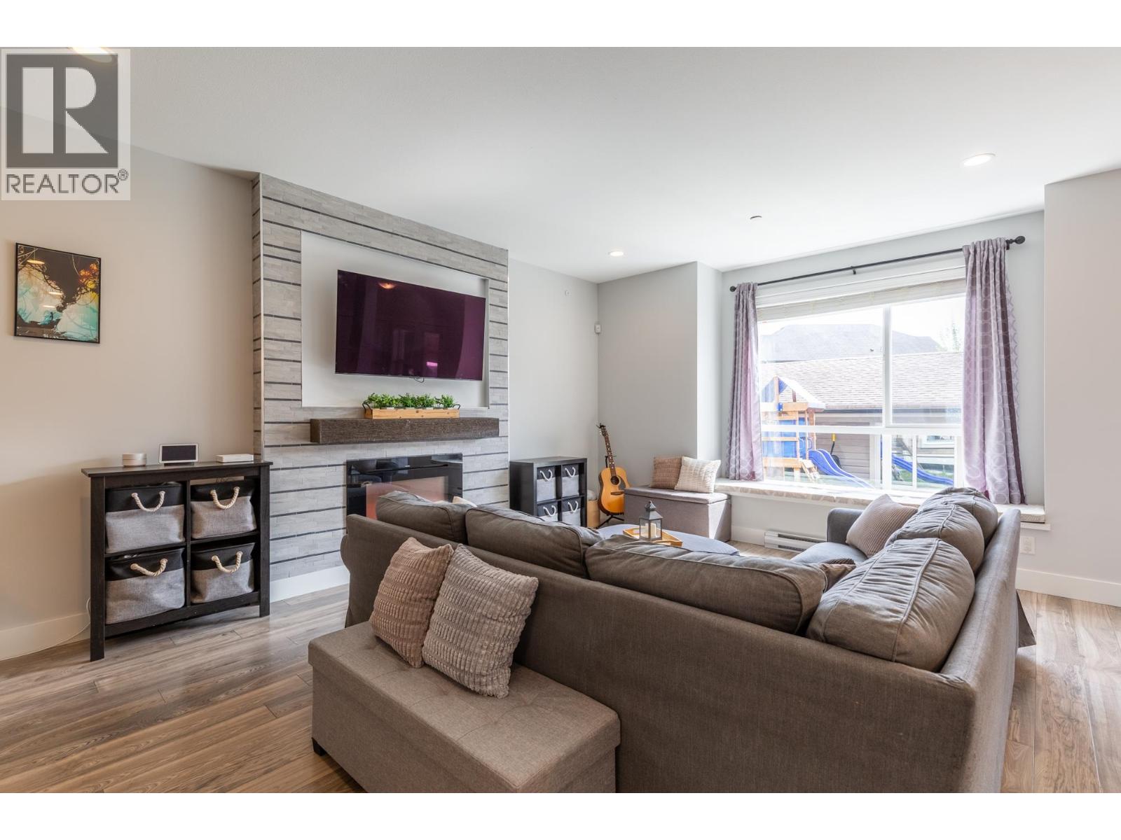 23958 KANAKA WAY, Maple Ridge