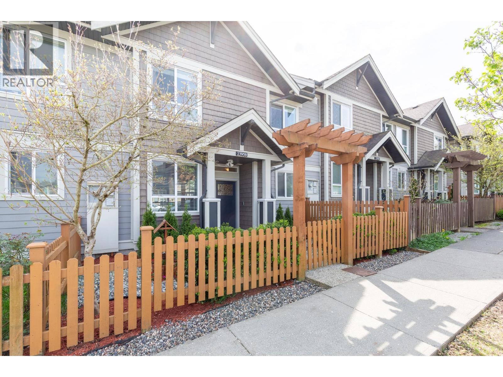 23958 KANAKA WAY, Maple Ridge