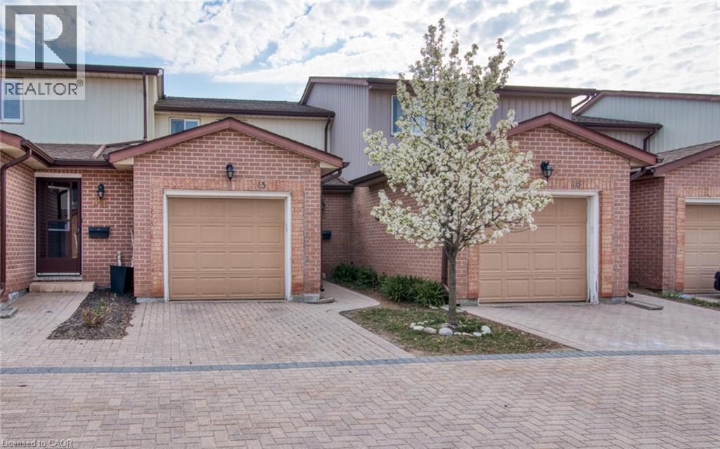 25 VALLEYVIEW Road Unit# 15, Kitchener, Ontario, N2E1L5 — Photo 13