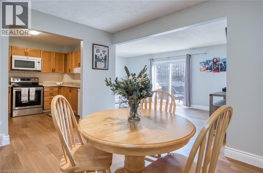 25 VALLEYVIEW Road Unit# 15, Kitchener, Ontario, N2E1L5 — Photo 26