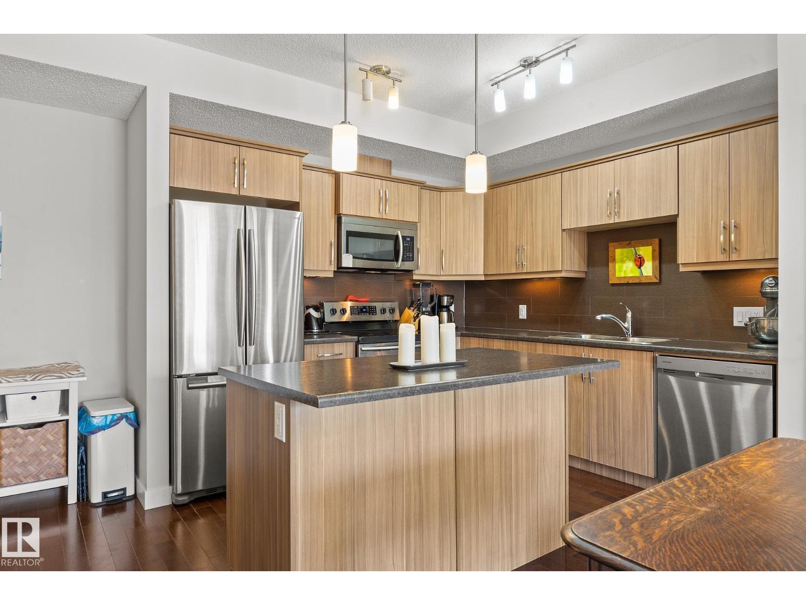 #202 10523 123 ST NW, Edmonton