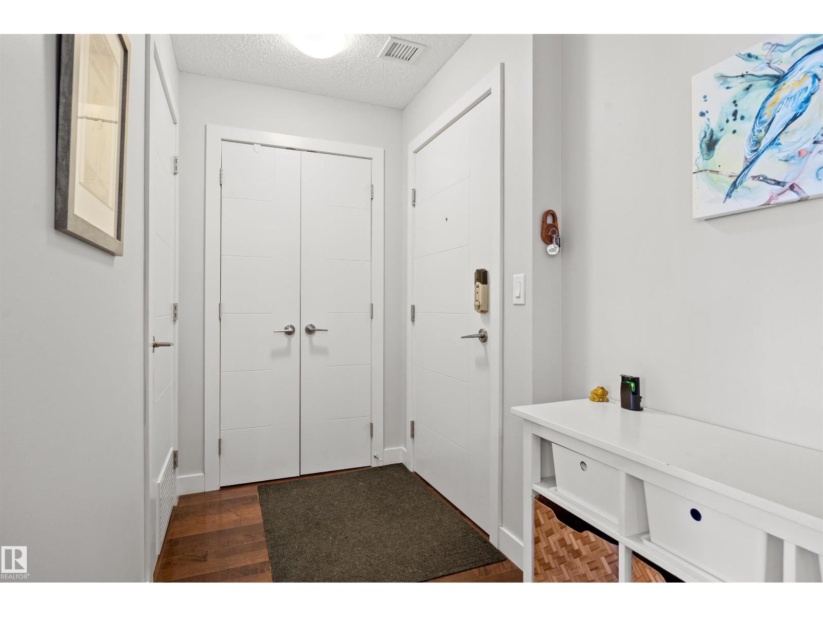#202 10523 123 ST NW, Edmonton