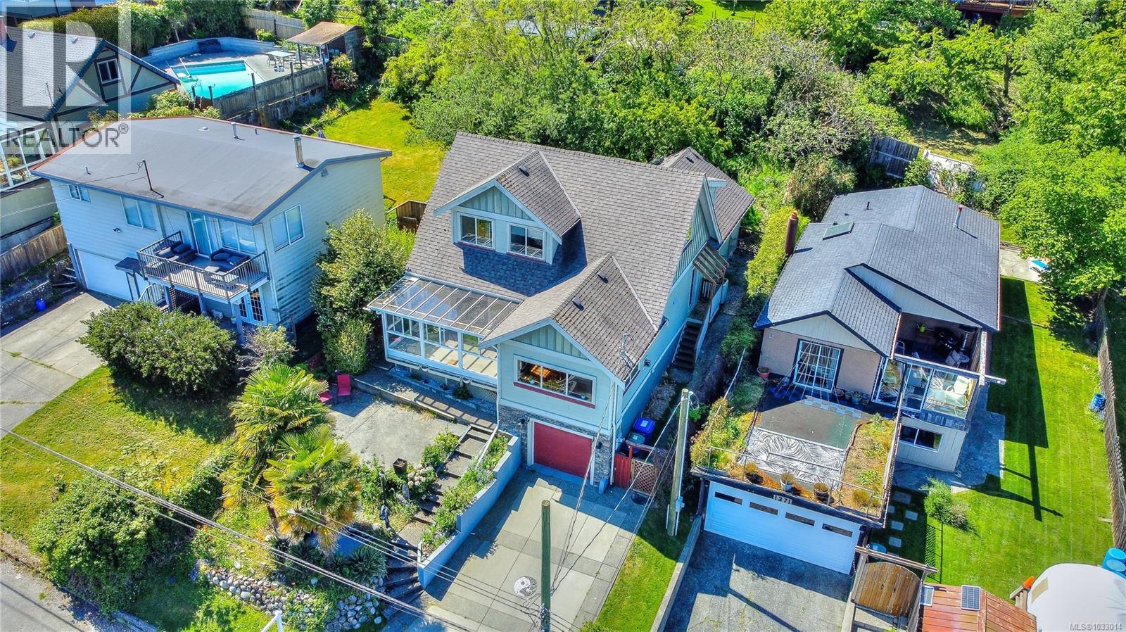 1361 Discovery Ave - 55