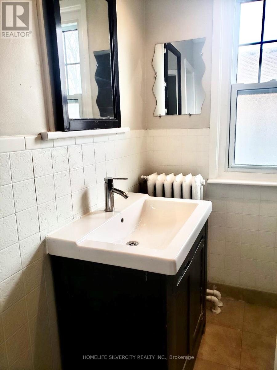 147 HOLTON AVENUE S - 8