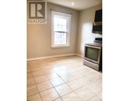 Living room - 147 Holton Avenue S, Hamilton, ON L8M2L6 Photo 6