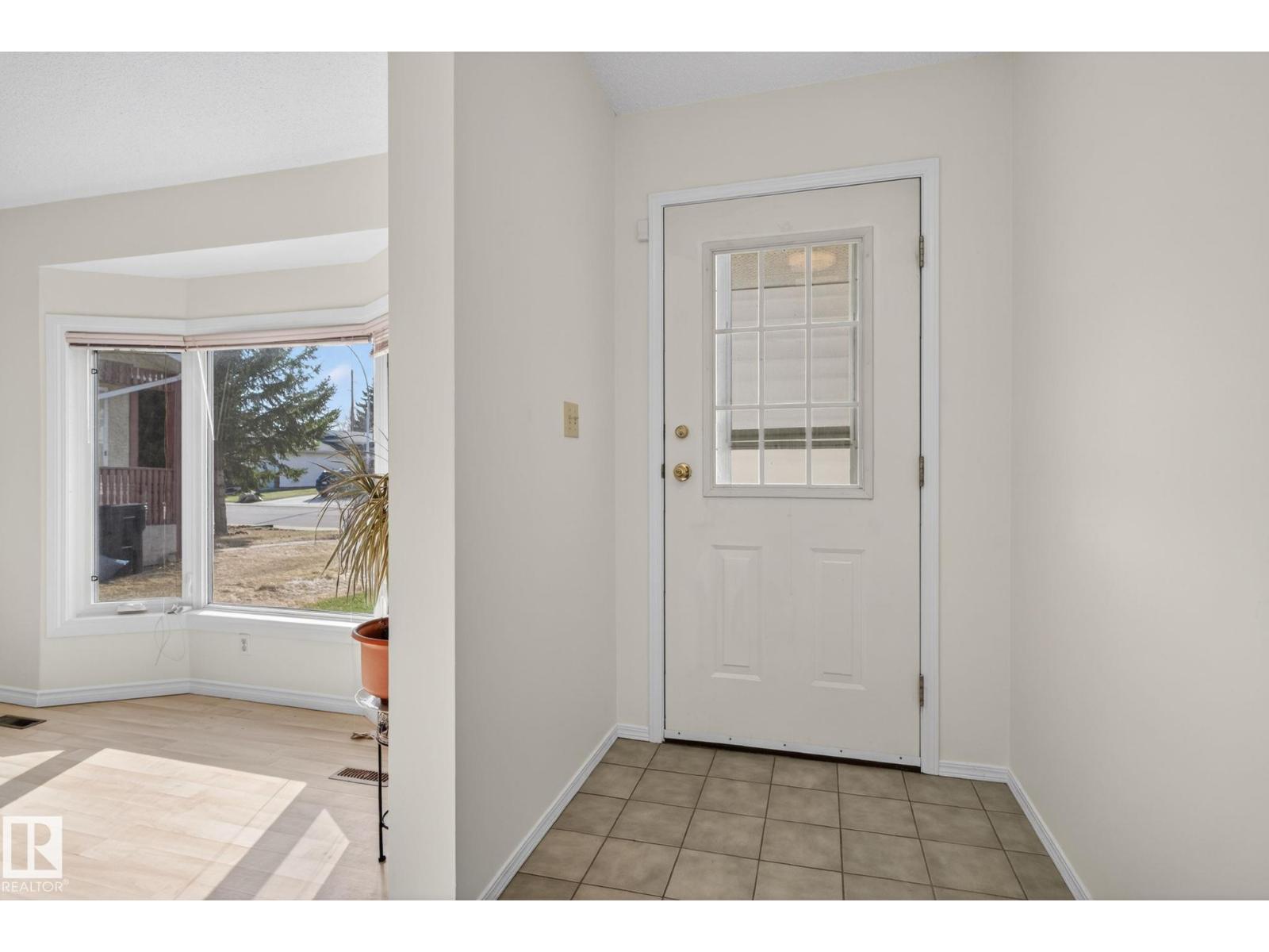 8403 190 ST NW, Edmonton