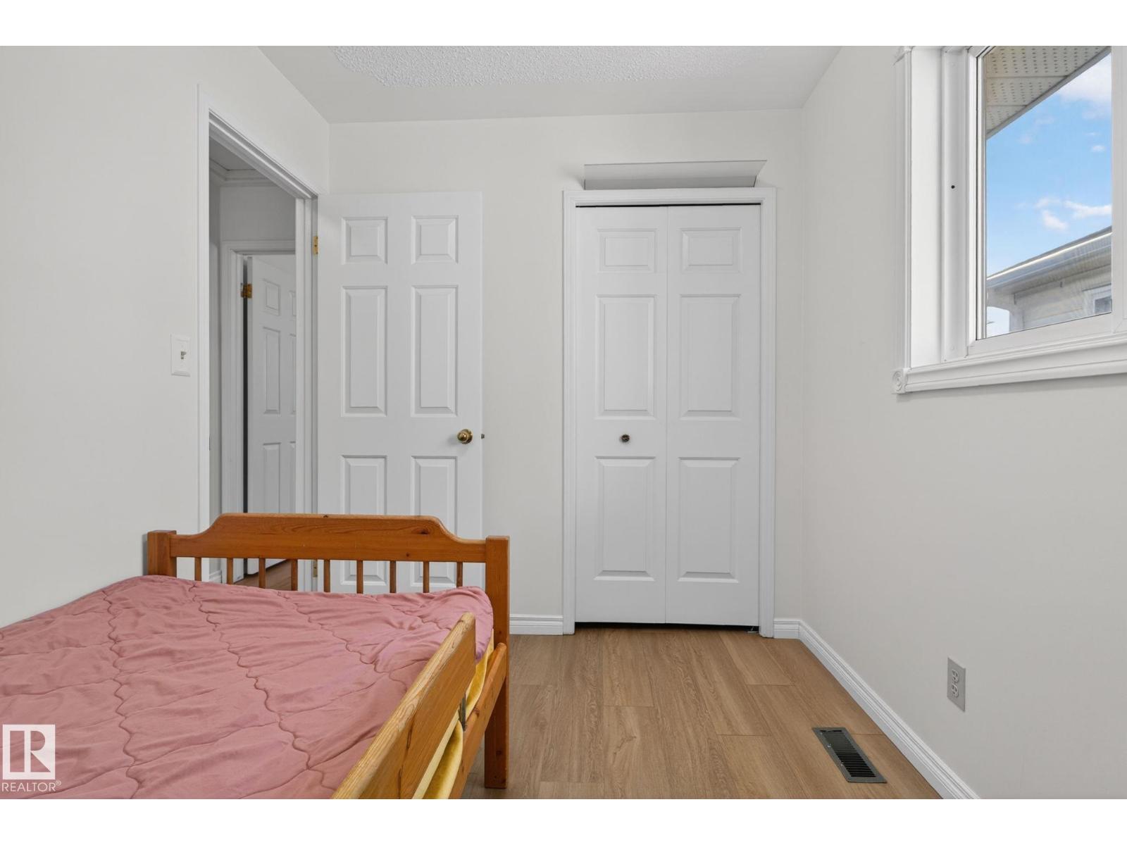 8403 190 ST NW, Edmonton