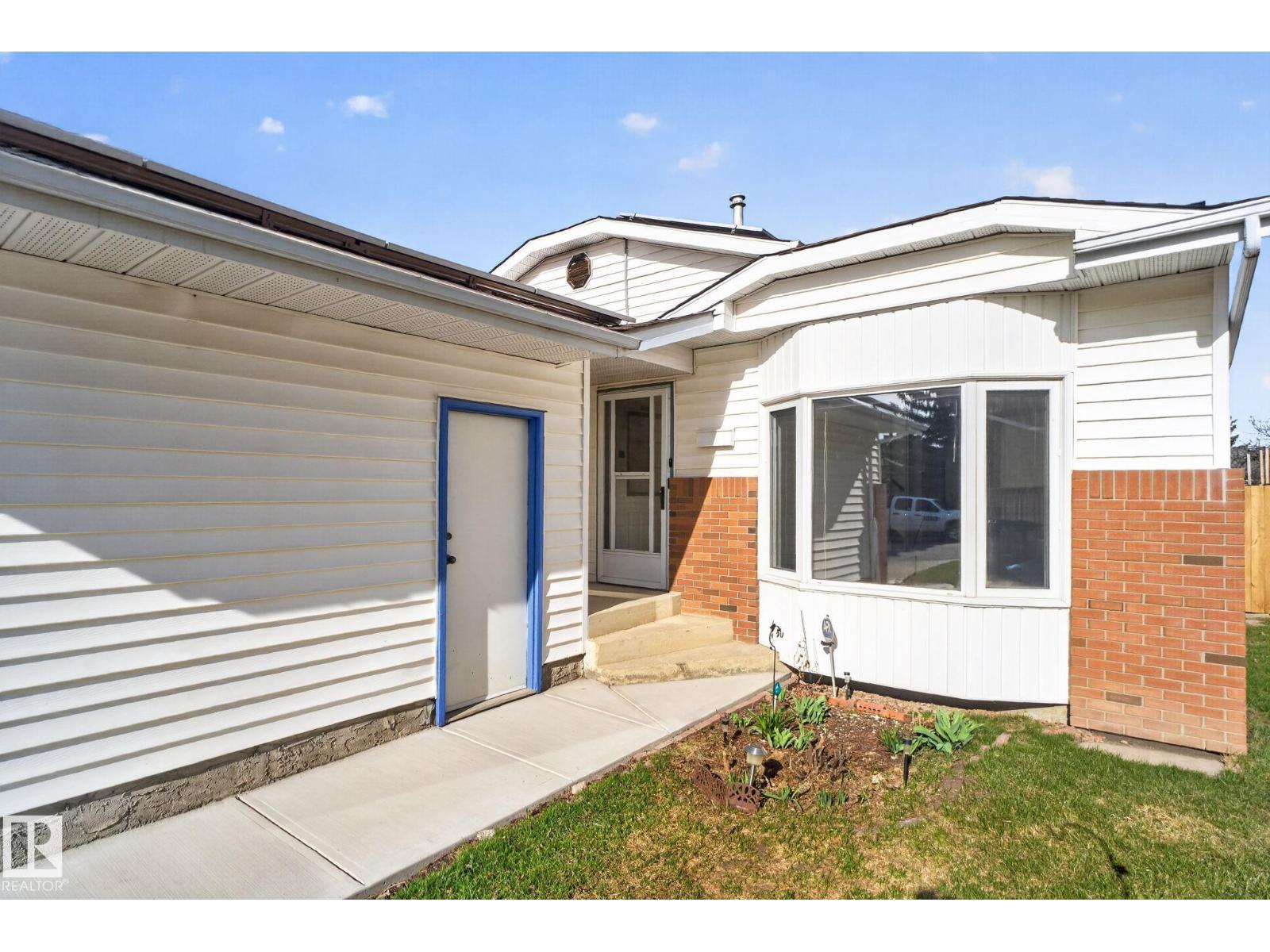 8403 190 ST NW, Edmonton