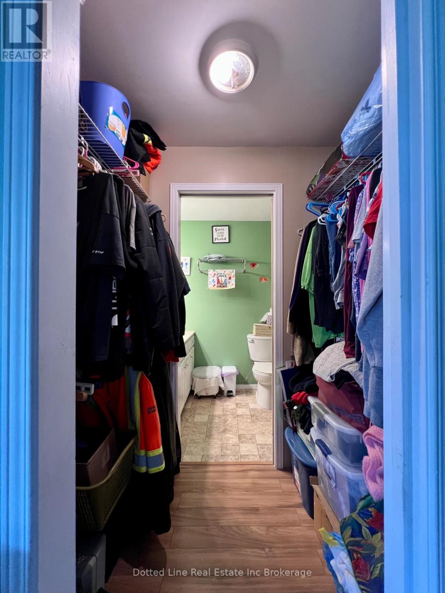 38 HARVEY STREET - 10