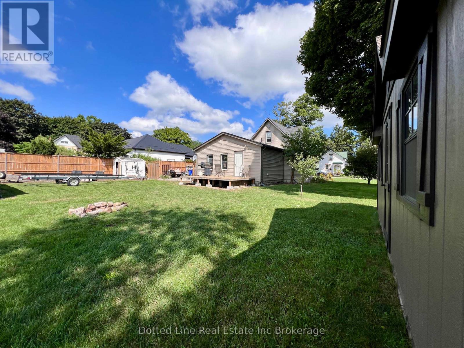 38 HARVEY STREET - 20