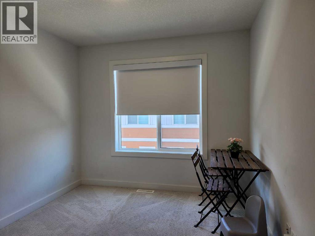 #602 335 Creekside Boulevard SW - 15