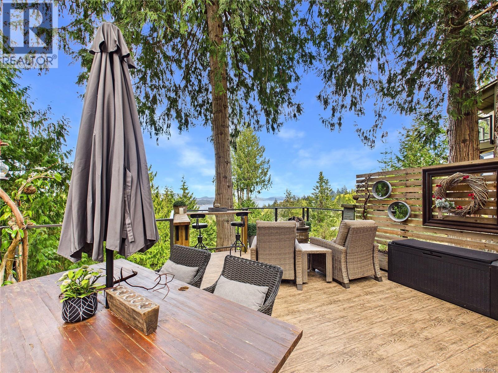 182 Devine Dr - 52