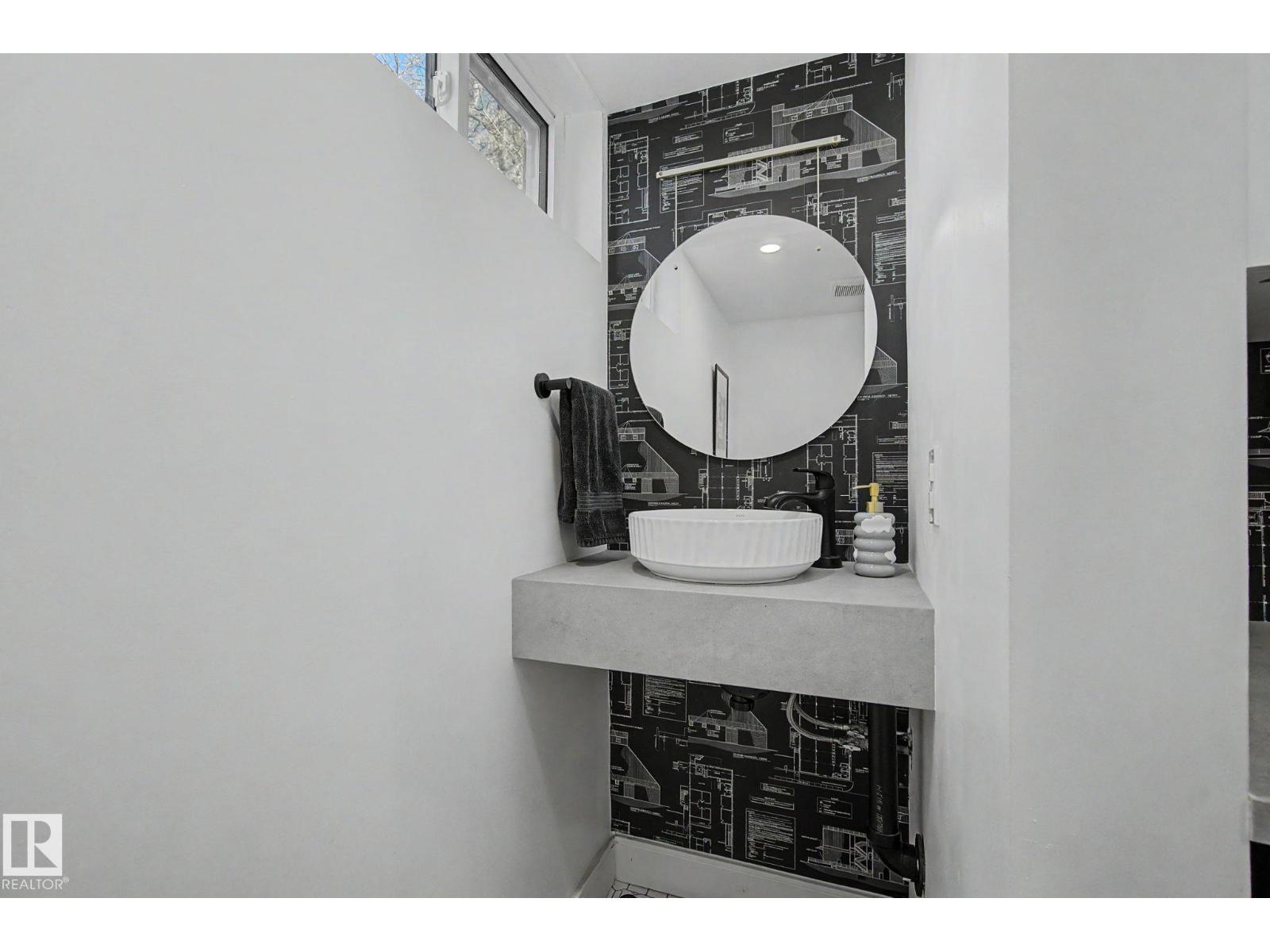 7550 81 AV NW NW, Edmonton