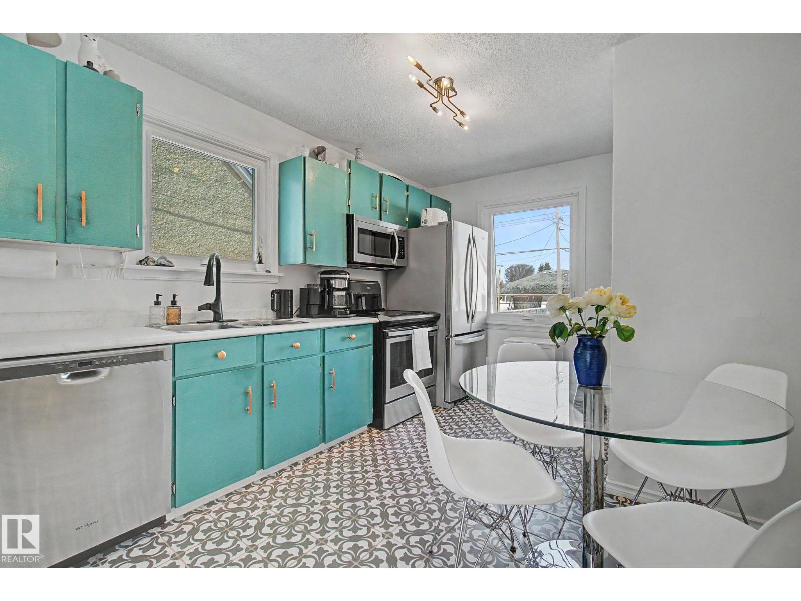 7550 81 AV NW NW, Edmonton