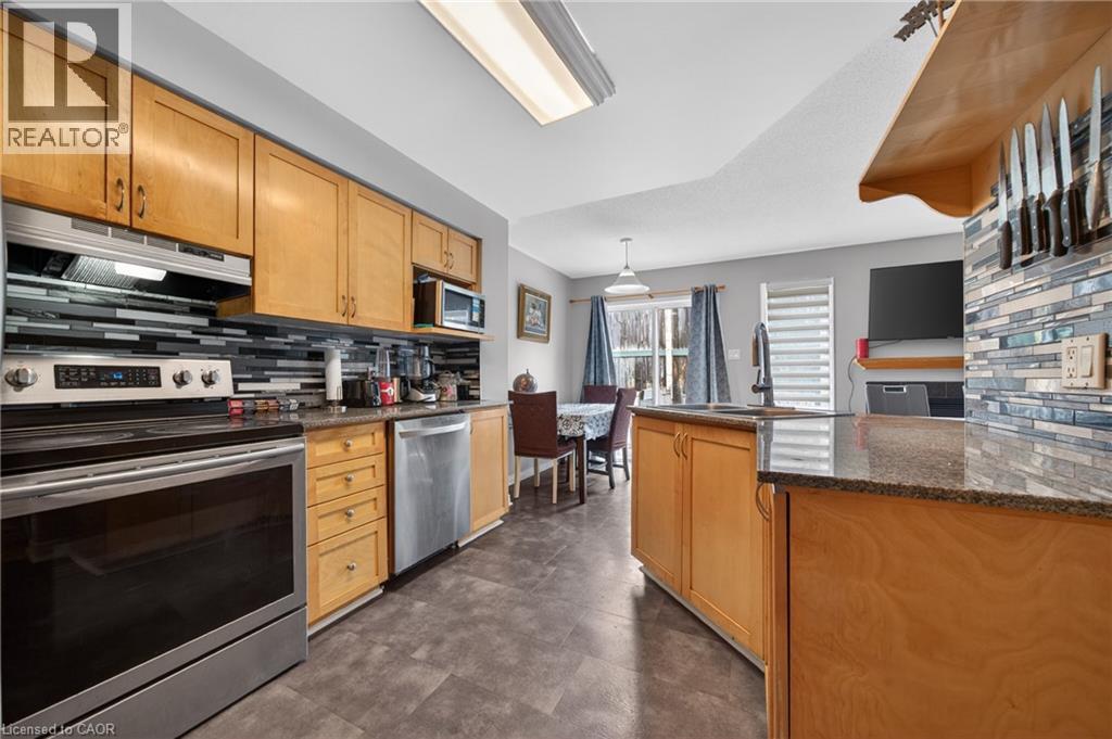 47 INVERKIP Avenue, Ottawa, Ontario, K1T4B8 — Photo 10