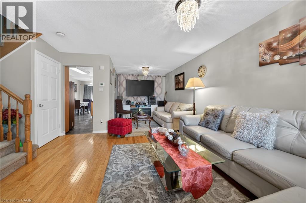 47 INVERKIP Avenue, Ottawa, Ontario, K1T4B8 — Photo 6