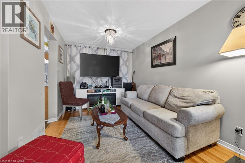 47 INVERKIP Avenue, Ottawa, Ontario, K1T4B8 — Photo 8