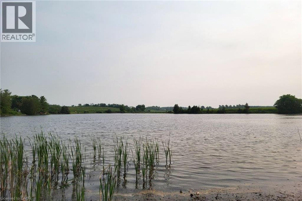 015193 GREY BRUCE Townline - 10