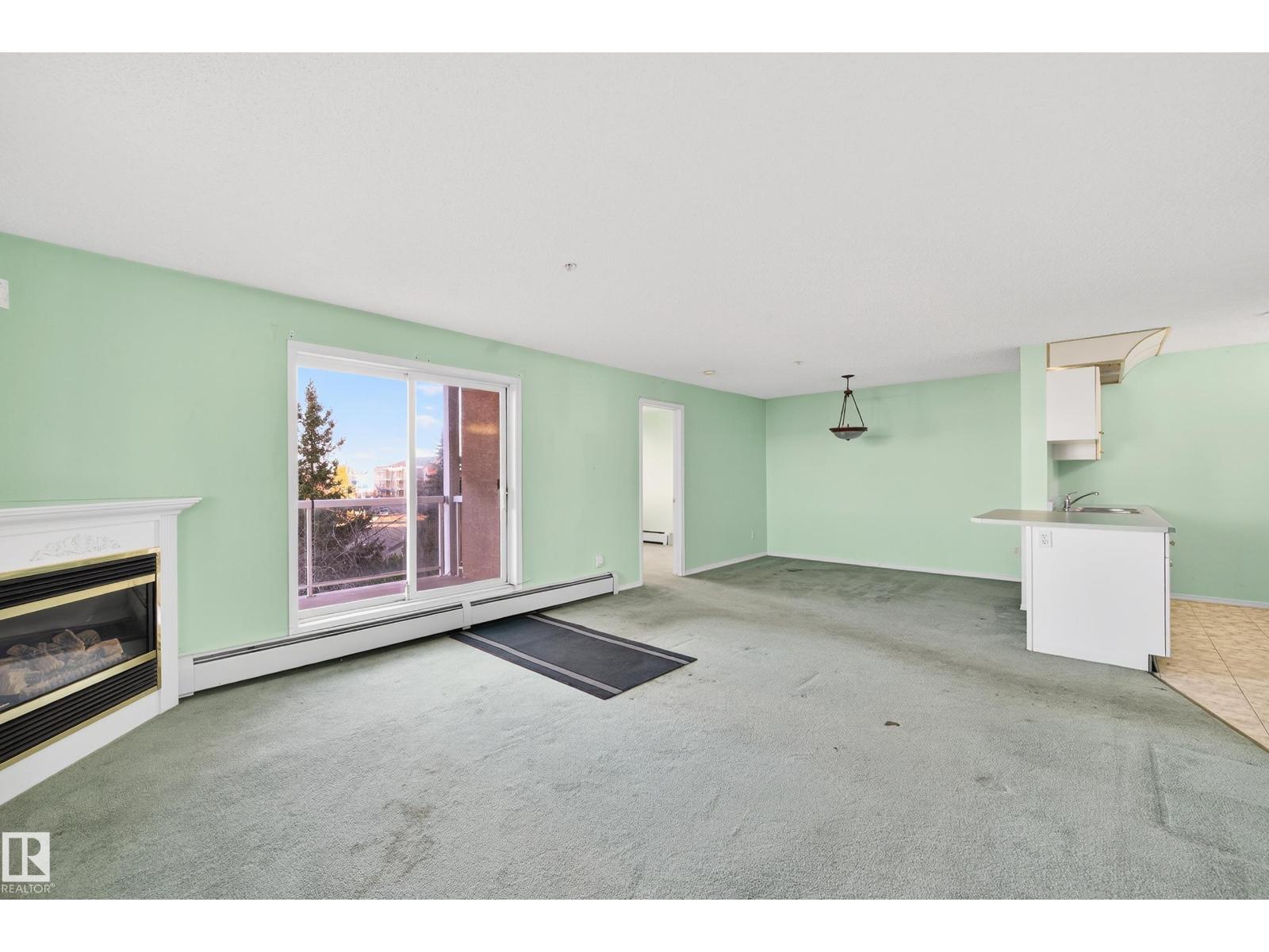 #301 10511 42 AV NW, Edmonton