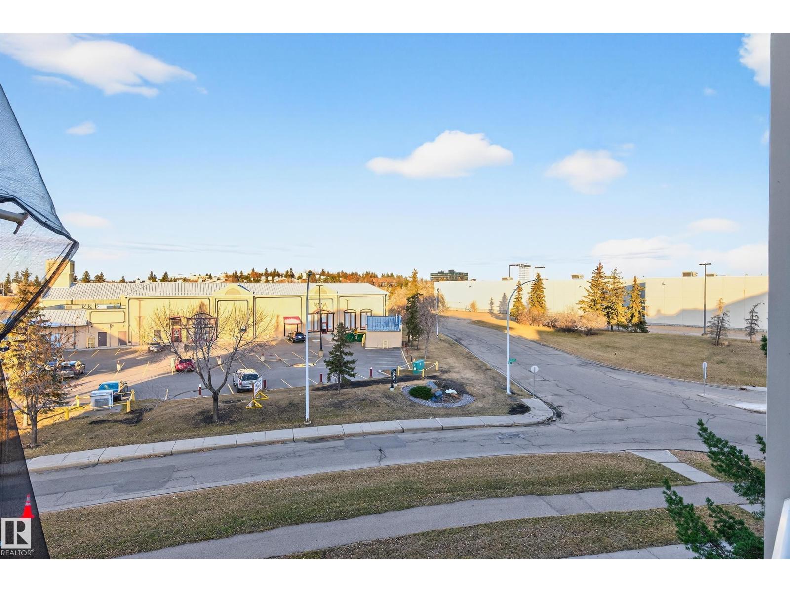 #301 10511 42 AV NW, Edmonton