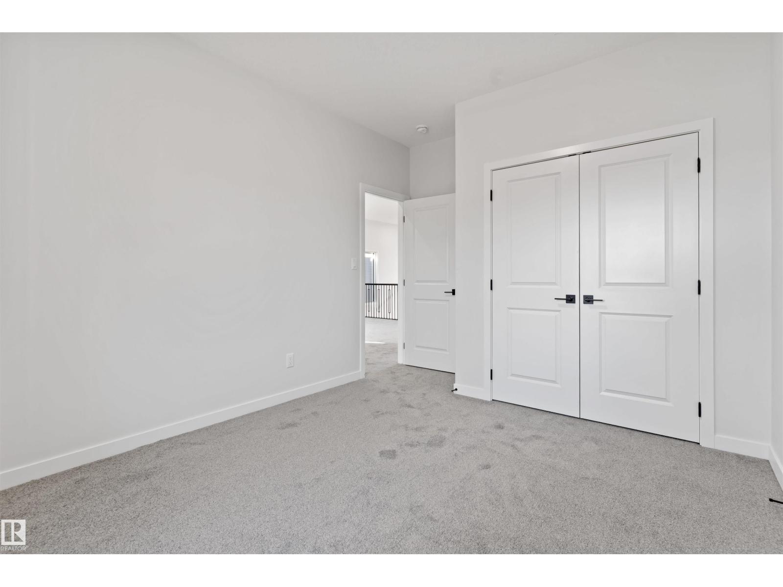 1849 Crossbill LO NW, Edmonton