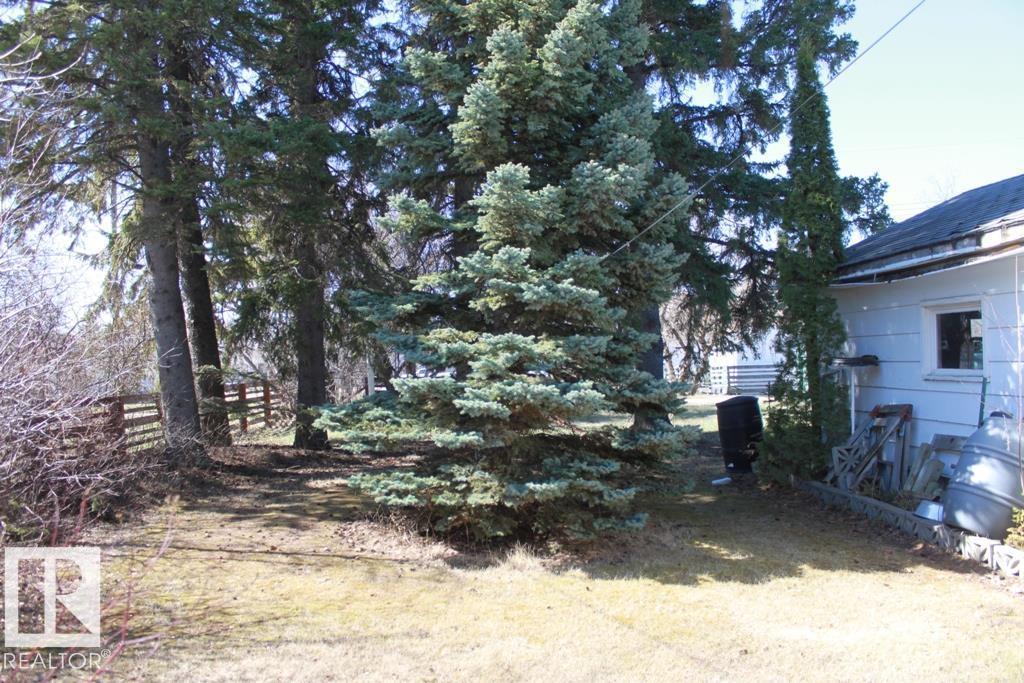 4823 55 AV, Tofield