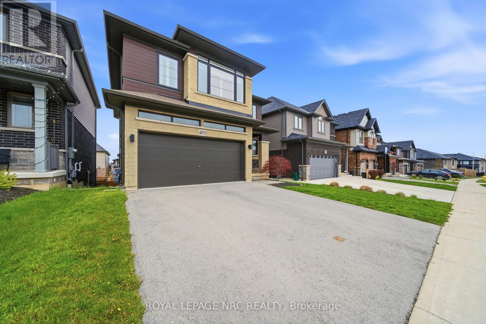 4071 THOMAS STREET - 4