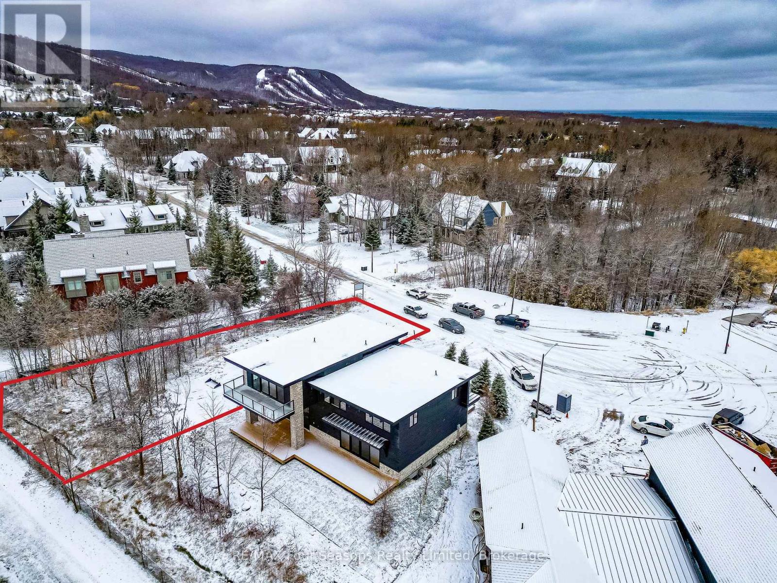 LOT 1 SALZBURG PLACE