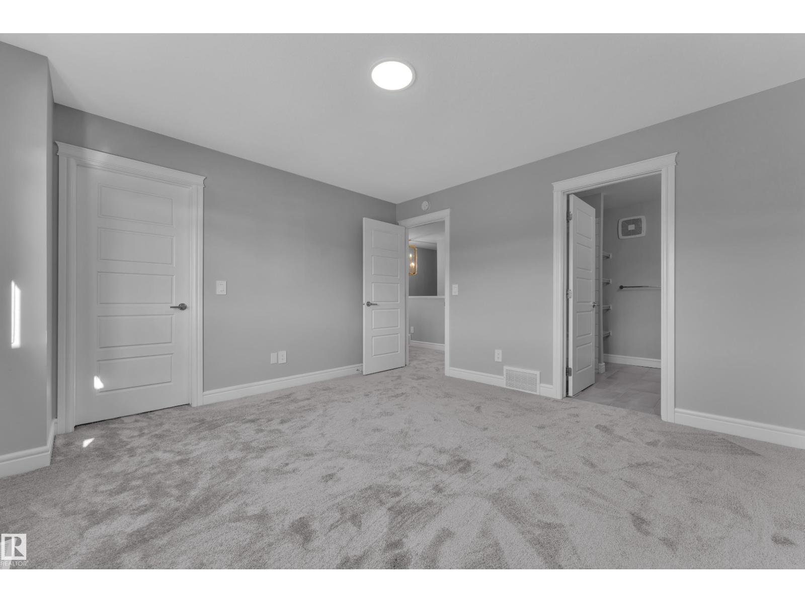 16222 19 AV SW SW - 13