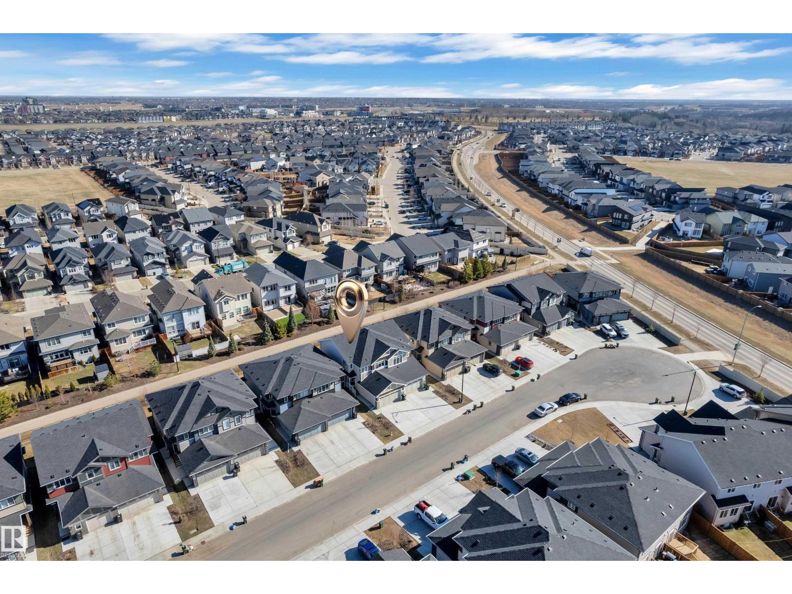 16222 19 AV SW SW - 17