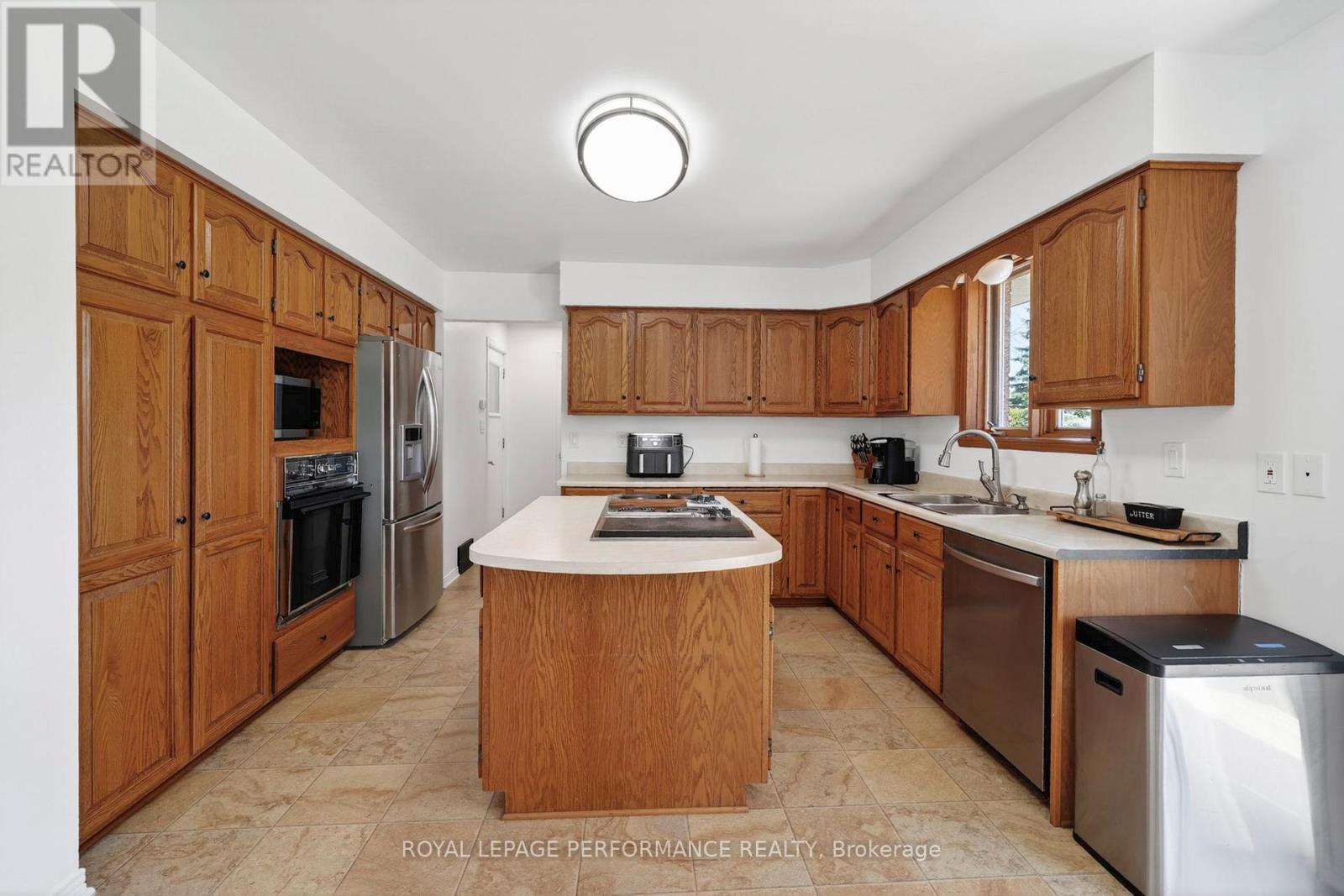 1793 DEWHURST AVENUE - 17