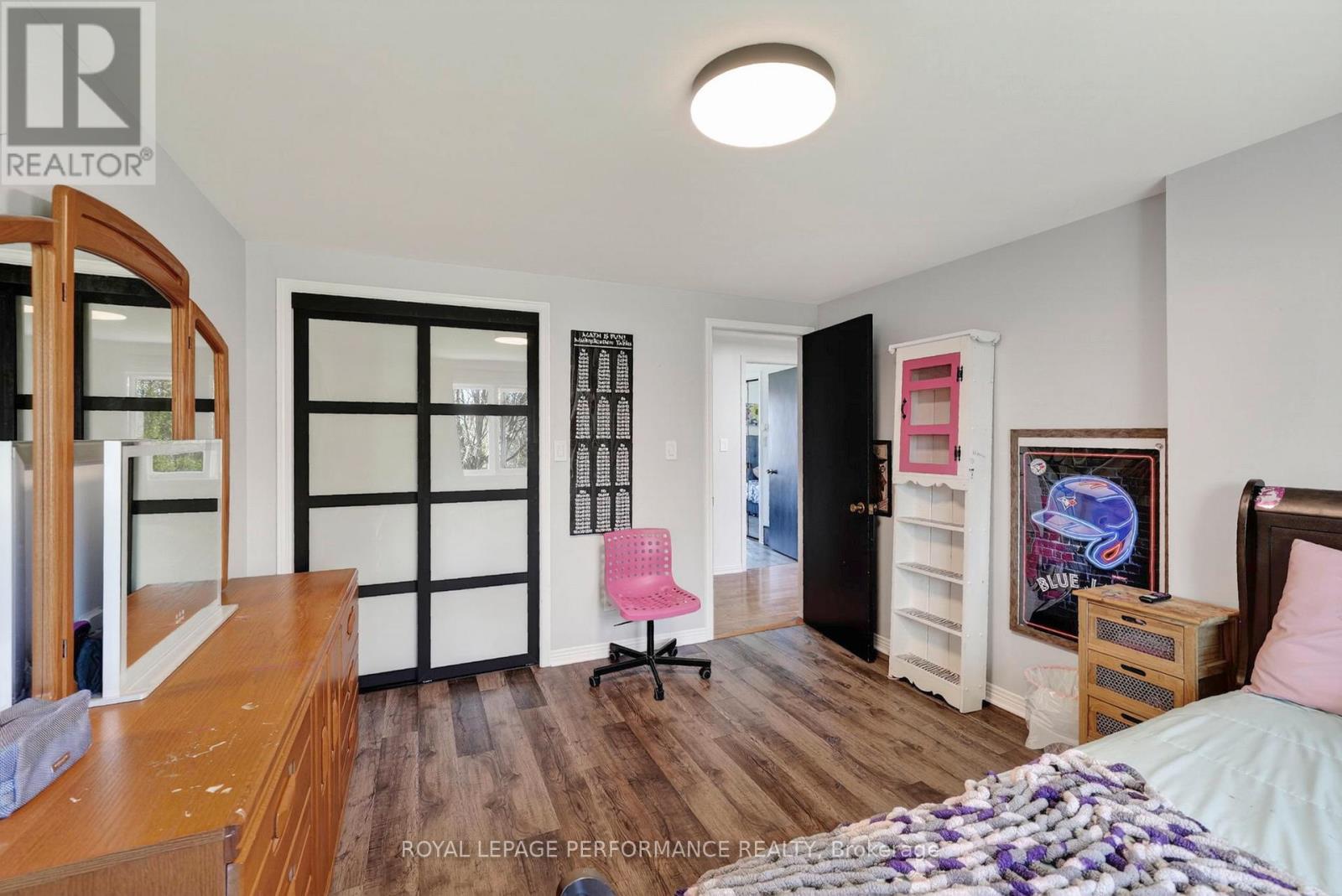 1793 DEWHURST AVENUE - 25