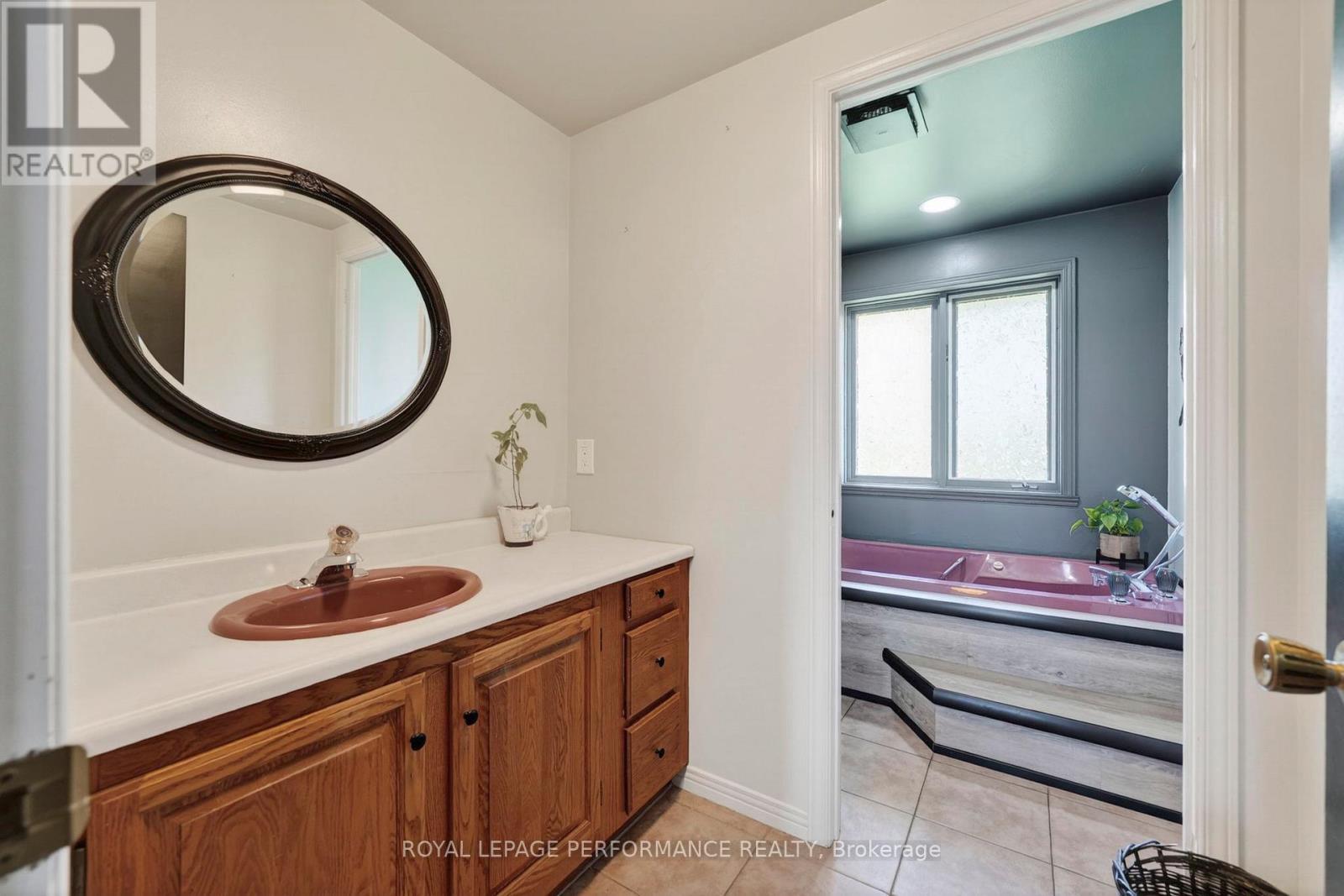 1793 DEWHURST AVENUE - 26