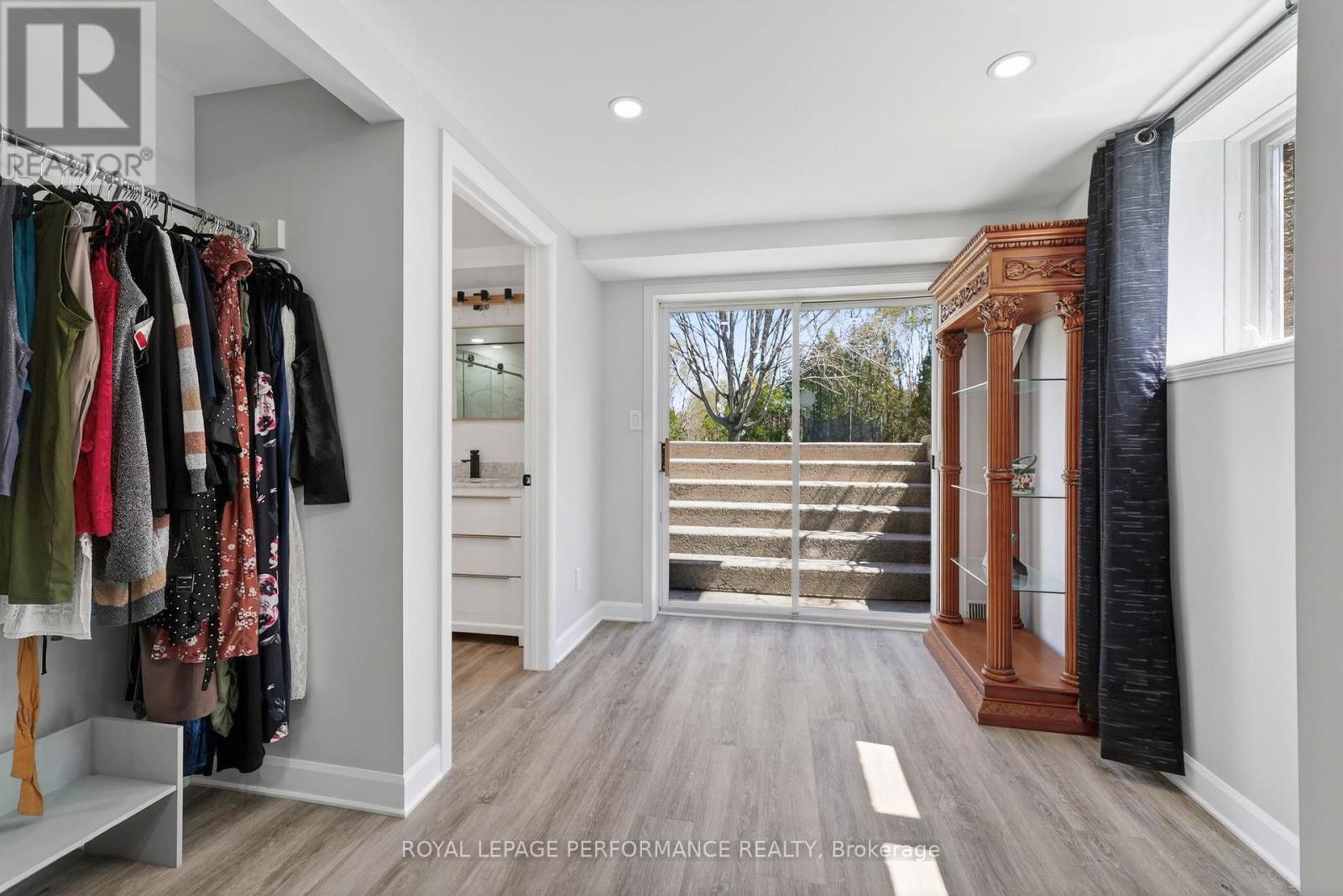 1793 DEWHURST AVENUE - 32
