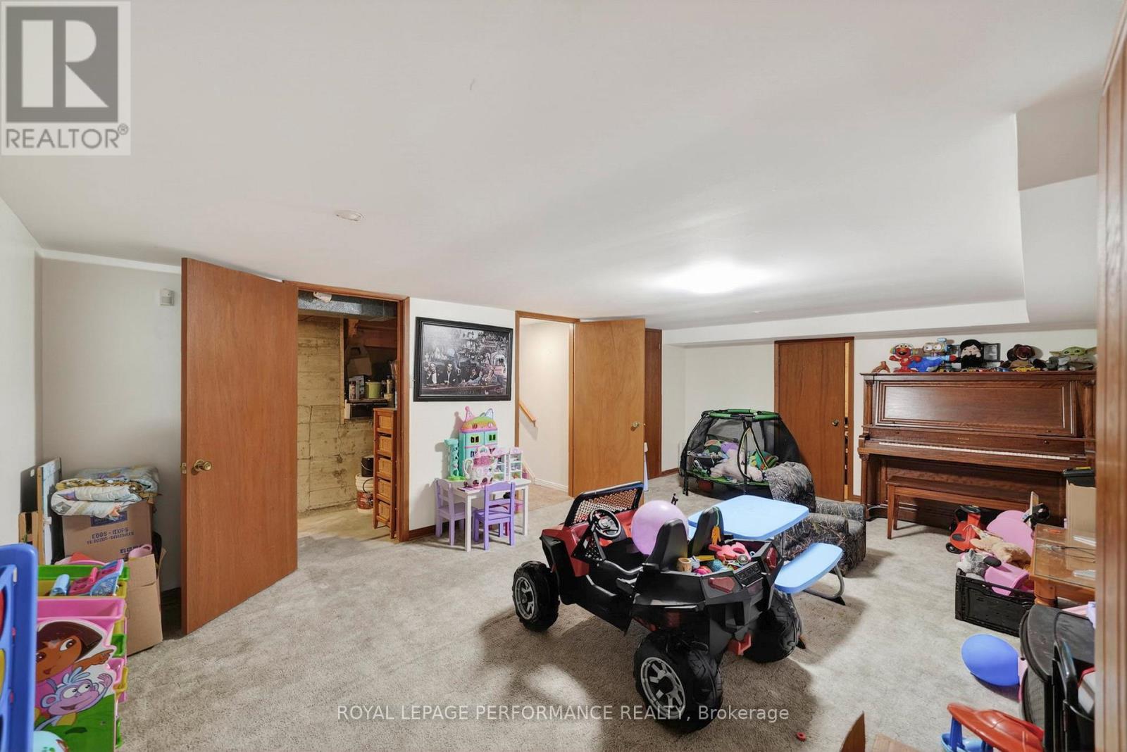1793 DEWHURST AVENUE - 37