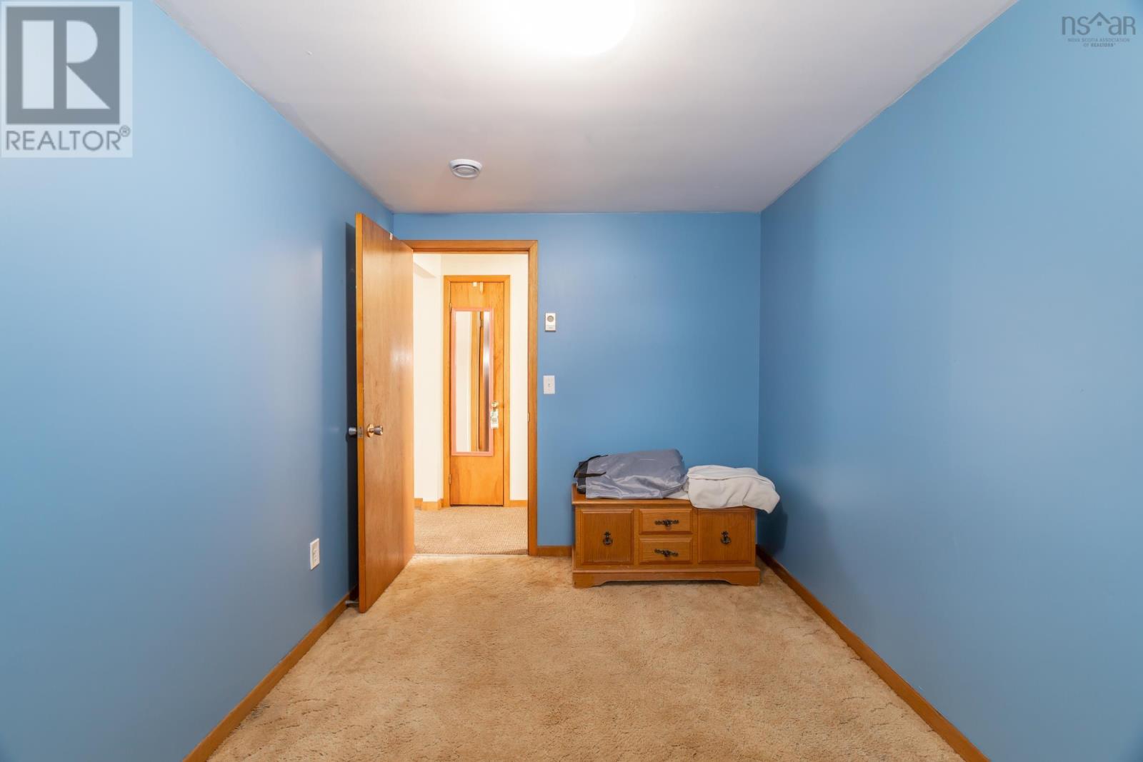 638 French Road - 23