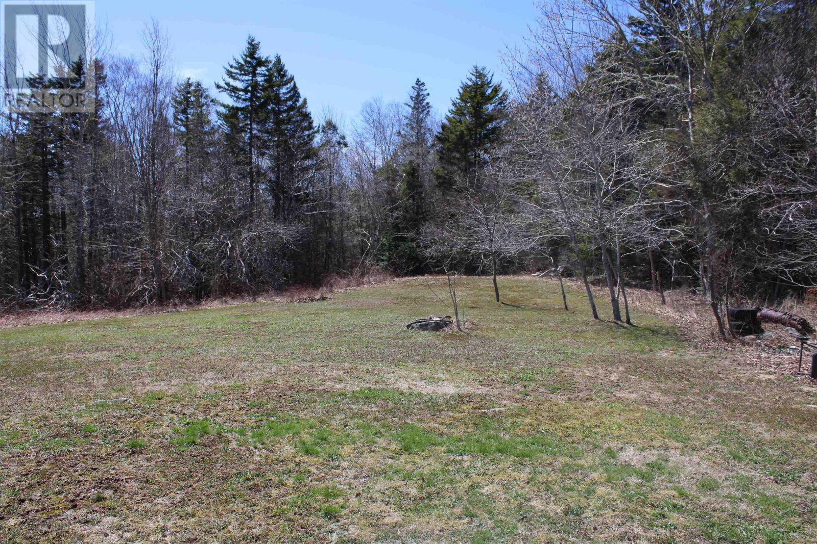638 French Road - 29