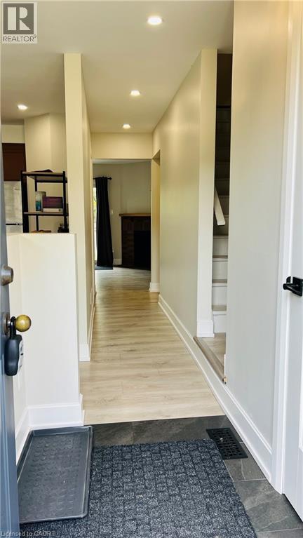 149 BRANTWOOD PARK Road Unit# B, Brantford, Ontario, N3P1X9 — Photo 5