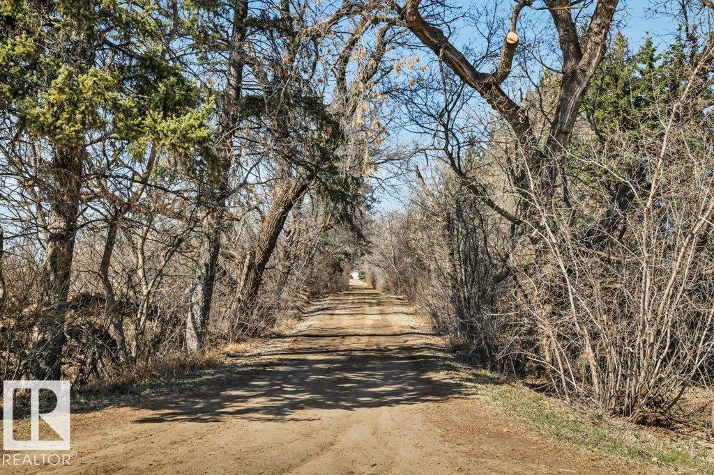 27110 Twp Rd 513 - 5