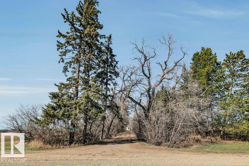 27110 Twp Rd 513, Rural Parkland County