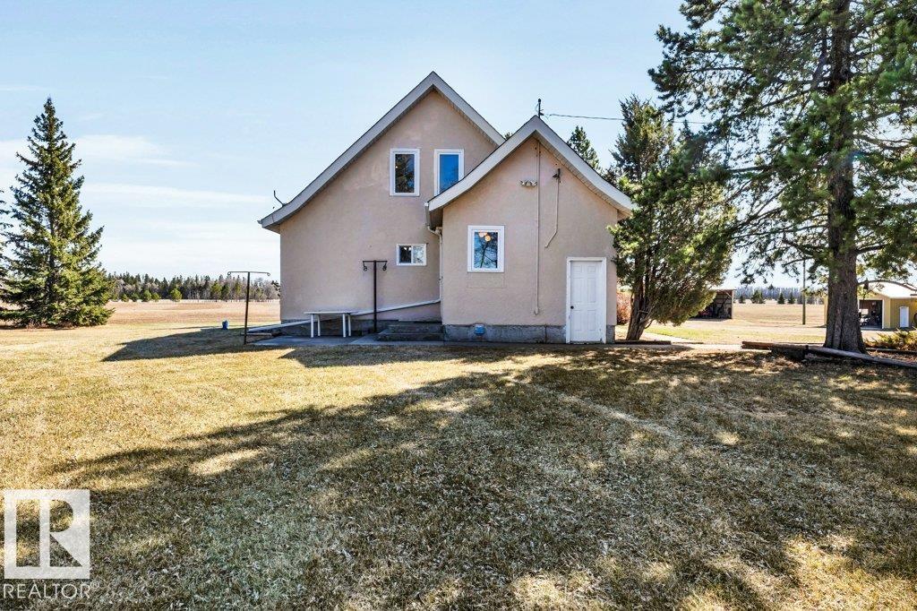27110 Twp Rd 513 - 18