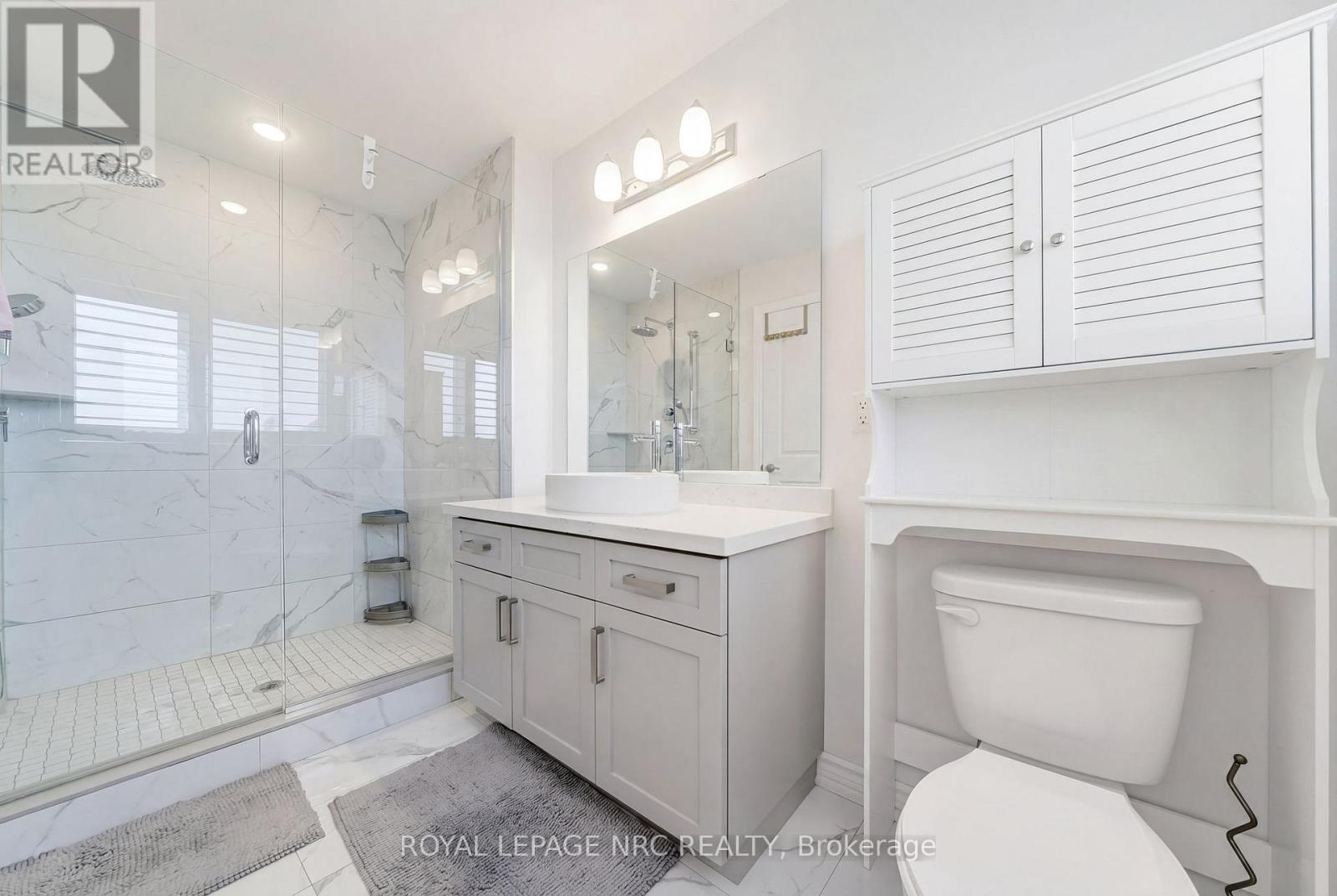 4071 THOMAS STREET - 23