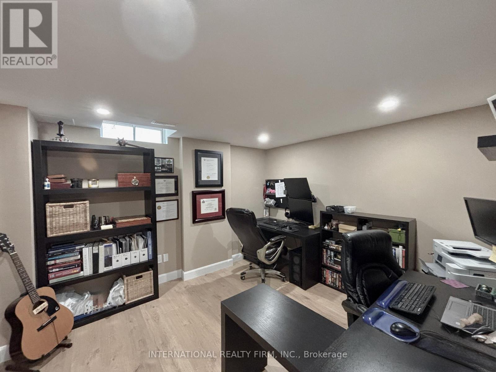 168 WILLOW LANE - 29