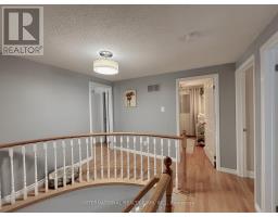 168 Willow Lane, Newmarket, ON L3Y4J3 Photo 18