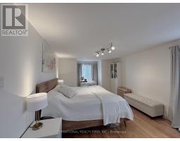 168 Willow Lane, Newmarket, ON L3Y4J3 Photo 22