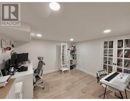 168 Willow Lane, Newmarket, ON L3Y4J3 Photo 27
