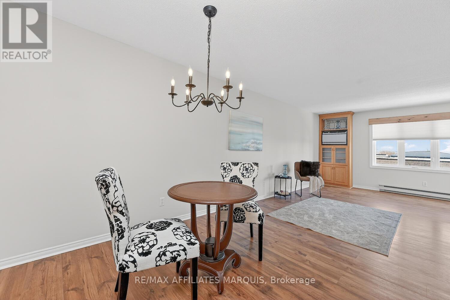 #304 10 ARMSTRONG DRIVE - 12