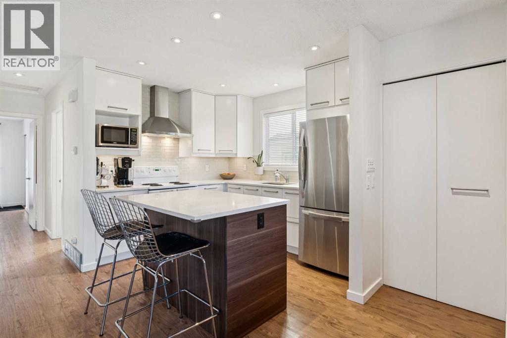 65 Tararidge Close NE - 7