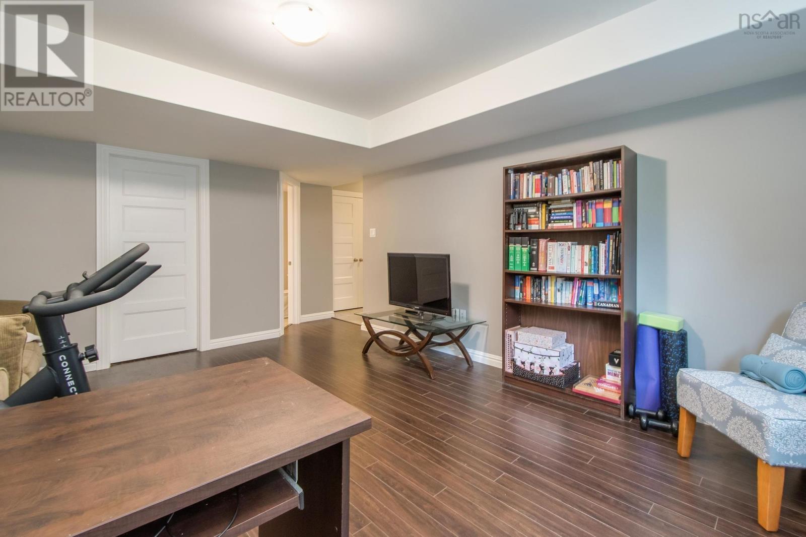 Property 30 of 42 of 30 Avebury Court